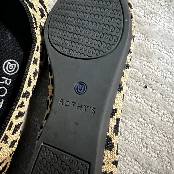 Rothy's Retired The Point pointed leopard print Flats - Picture 7 of 7